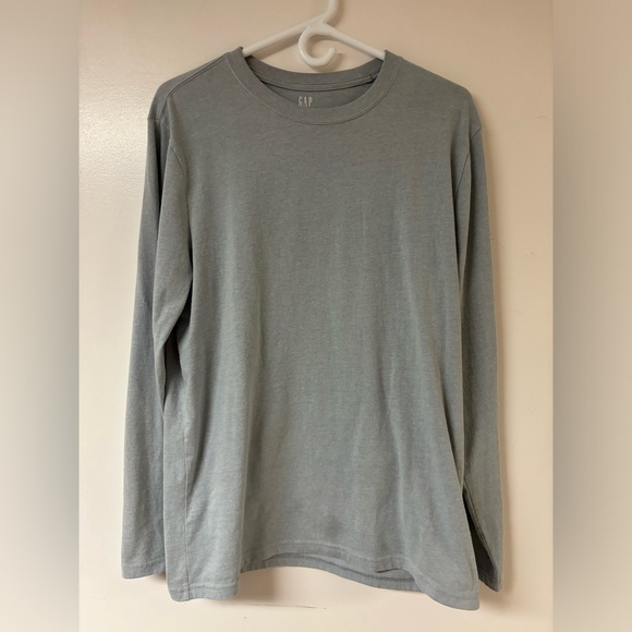 GAP gray long sleeve shirt size large - Picture 1 of 4